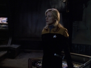 extant_StarTrek_VOY_6x01-EquinoxPart2_02725.jpg