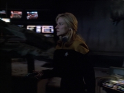 extant_StarTrek_VOY_6x01-EquinoxPart2_02729.jpg