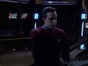 extant_StarTrek_VOY_6x01-EquinoxPart2_02747.jpg