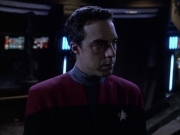 extant_StarTrek_VOY_6x01-EquinoxPart2_02750.jpg