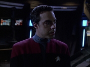 extant_StarTrek_VOY_6x01-EquinoxPart2_02755.jpg