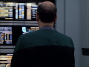 extant_StarTrek_VOY_6x01-EquinoxPart2_02774.jpg