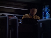 extant_StarTrek_VOY_6x01-EquinoxPart2_02801.jpg