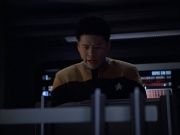 extant_StarTrek_VOY_6x01-EquinoxPart2_02850.jpg