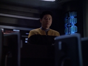 extant_StarTrek_VOY_6x01-EquinoxPart2_02970.jpg