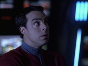 extant_StarTrek_VOY_6x01-EquinoxPart2_03068.jpg