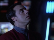 extant_StarTrek_VOY_6x01-EquinoxPart2_03071.jpg