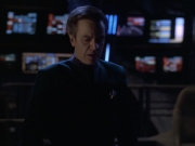 extant_StarTrek_VOY_6x01-EquinoxPart2_03110.jpg