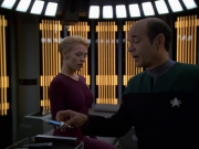 extant_StarTrek_VOY_6x01-EquinoxPart2_03322.jpg