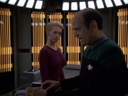extant_StarTrek_VOY_6x01-EquinoxPart2_03327.jpg