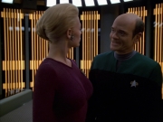 extant_StarTrek_VOY_6x01-EquinoxPart2_03363.jpg