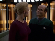 extant_StarTrek_VOY_6x01-EquinoxPart2_03364.jpg