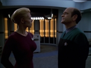 extant_StarTrek_VOY_6x01-EquinoxPart2_03381.jpg