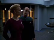 extant_StarTrek_VOY_6x01-EquinoxPart2_03394.jpg