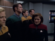 extant_StarTrek_VOY_6x01-EquinoxPart2_03421.jpg