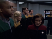 extant_StarTrek_VOY_6x01-EquinoxPart2_03424.jpg