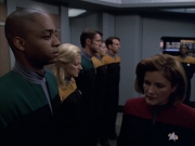 extant_StarTrek_VOY_6x01-EquinoxPart2_03425.jpg