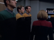 extant_StarTrek_VOY_6x01-EquinoxPart2_03437.jpg
