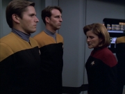 extant_StarTrek_VOY_6x01-EquinoxPart2_03445.jpg