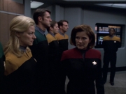 extant_StarTrek_VOY_6x01-EquinoxPart2_03451.jpg
