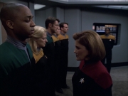 extant_StarTrek_VOY_6x01-EquinoxPart2_03459.jpg