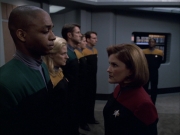 extant_StarTrek_VOY_6x01-EquinoxPart2_03463.jpg