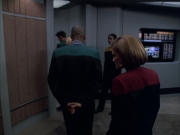 extant_StarTrek_VOY_6x01-EquinoxPart2_03469.jpg