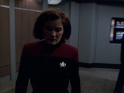 extant_StarTrek_VOY_6x01-EquinoxPart2_03485.jpg