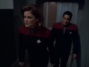 extant_StarTrek_VOY_6x01-EquinoxPart2_03492.jpg