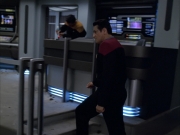extant_StarTrek_VOY_6x01-EquinoxPart2_03499.jpg