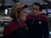 extant_StarTrek_VOY_6x01-EquinoxPart2_03561.jpg