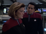 extant_StarTrek_VOY_6x01-EquinoxPart2_03565.jpg