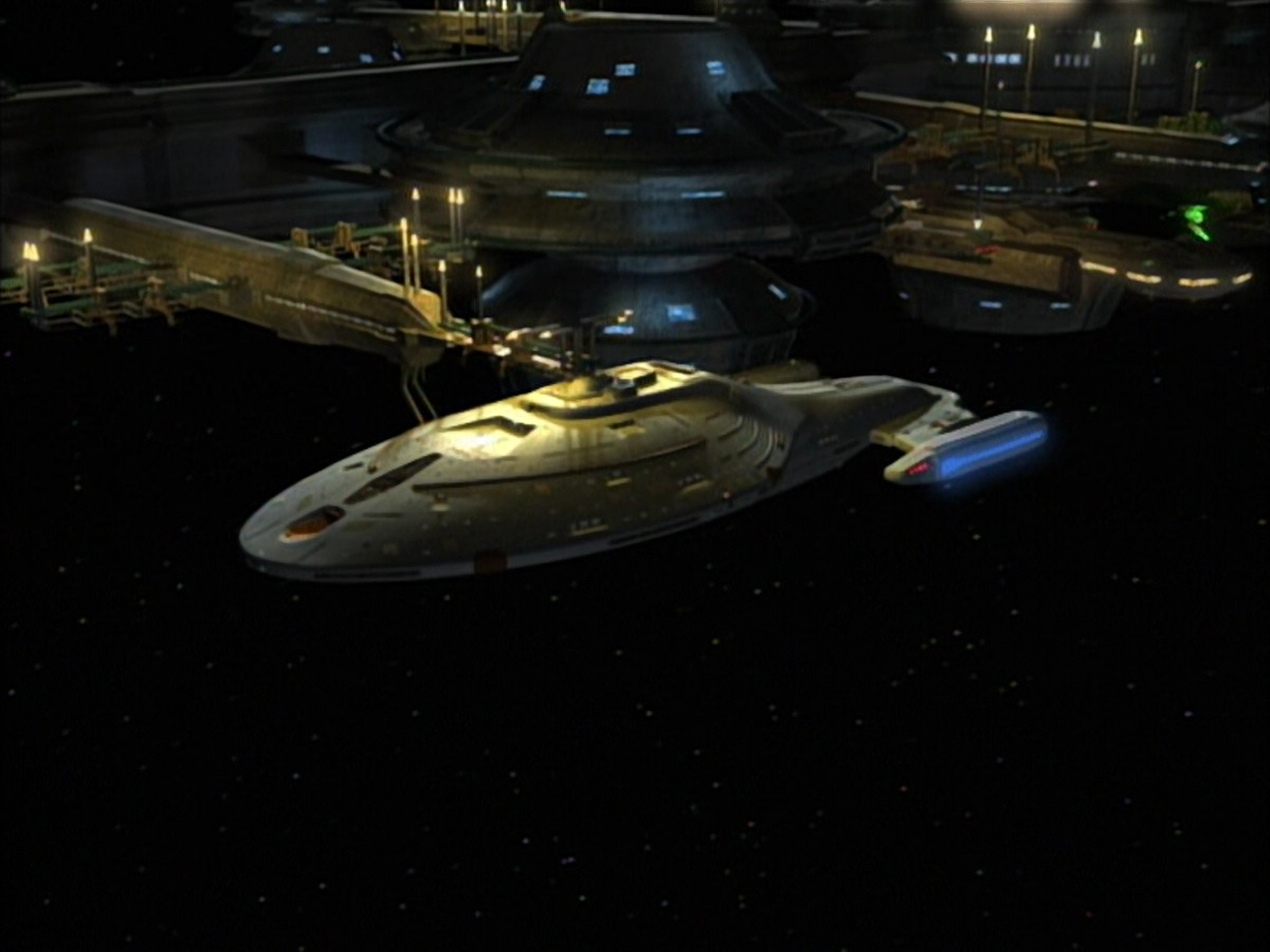 extant_StarTrek_VOY_6x02-SurvivalInstinct_00279.jpg