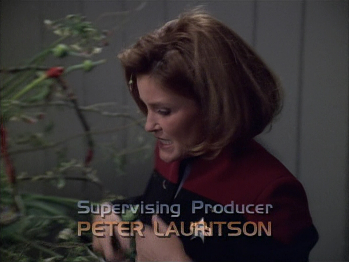 extant_StarTrek_VOY_6x02-SurvivalInstinct_00345.jpg