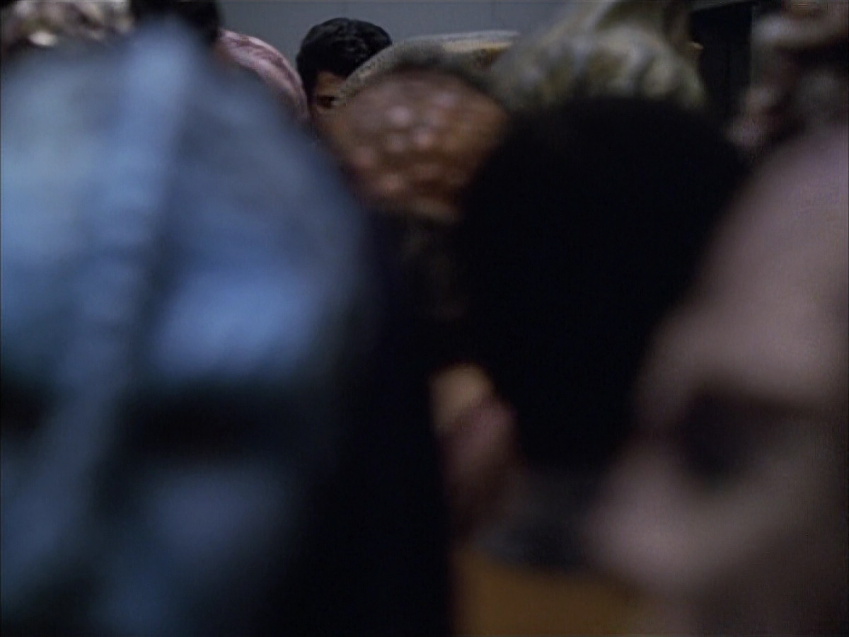 extant_StarTrek_VOY_6x02-SurvivalInstinct_00509.jpg