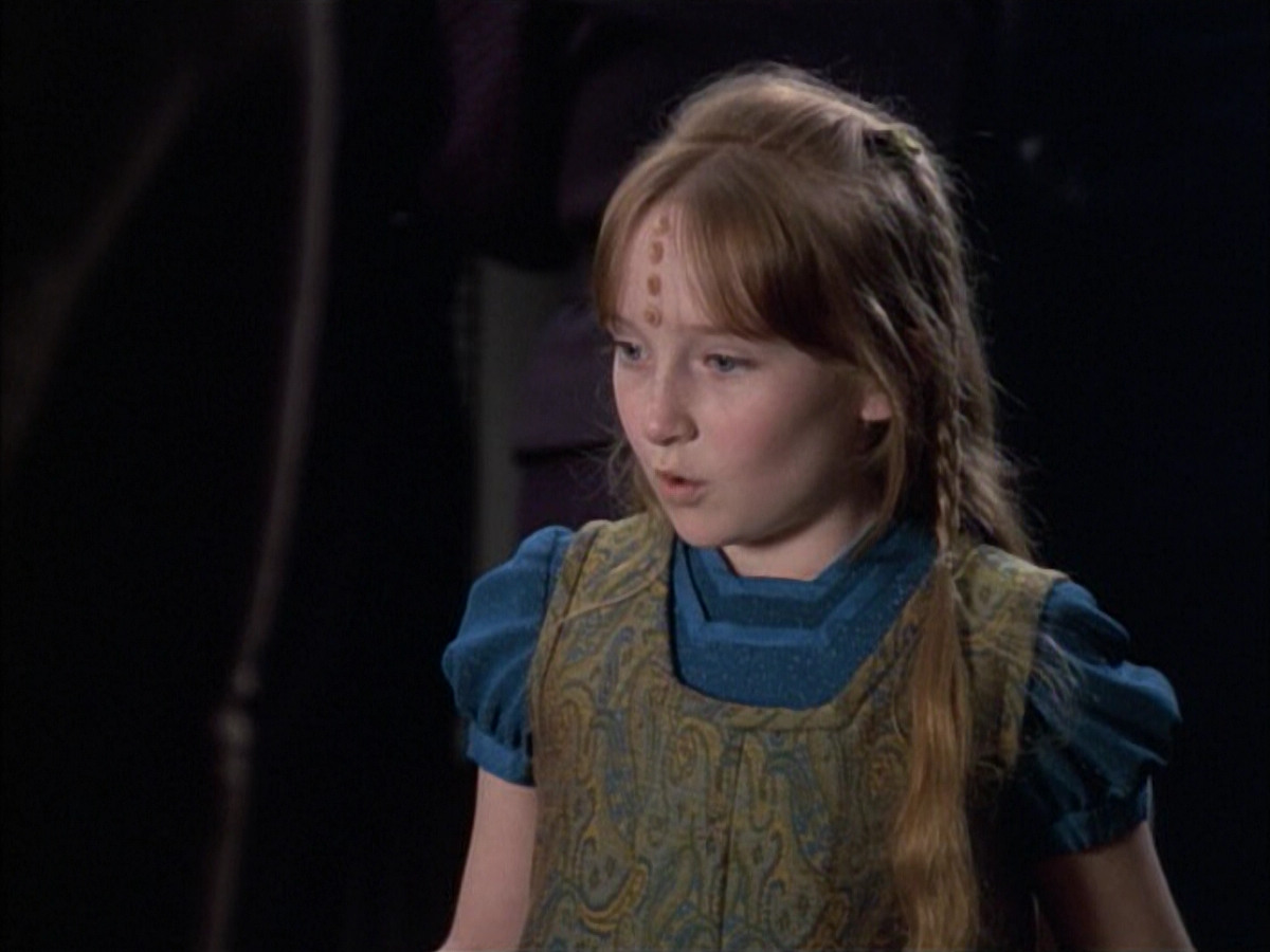 extant_StarTrek_VOY_6x02-SurvivalInstinct_00635.jpg
