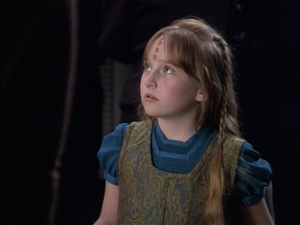 extant_StarTrek_VOY_6x02-SurvivalInstinct_00647.jpg