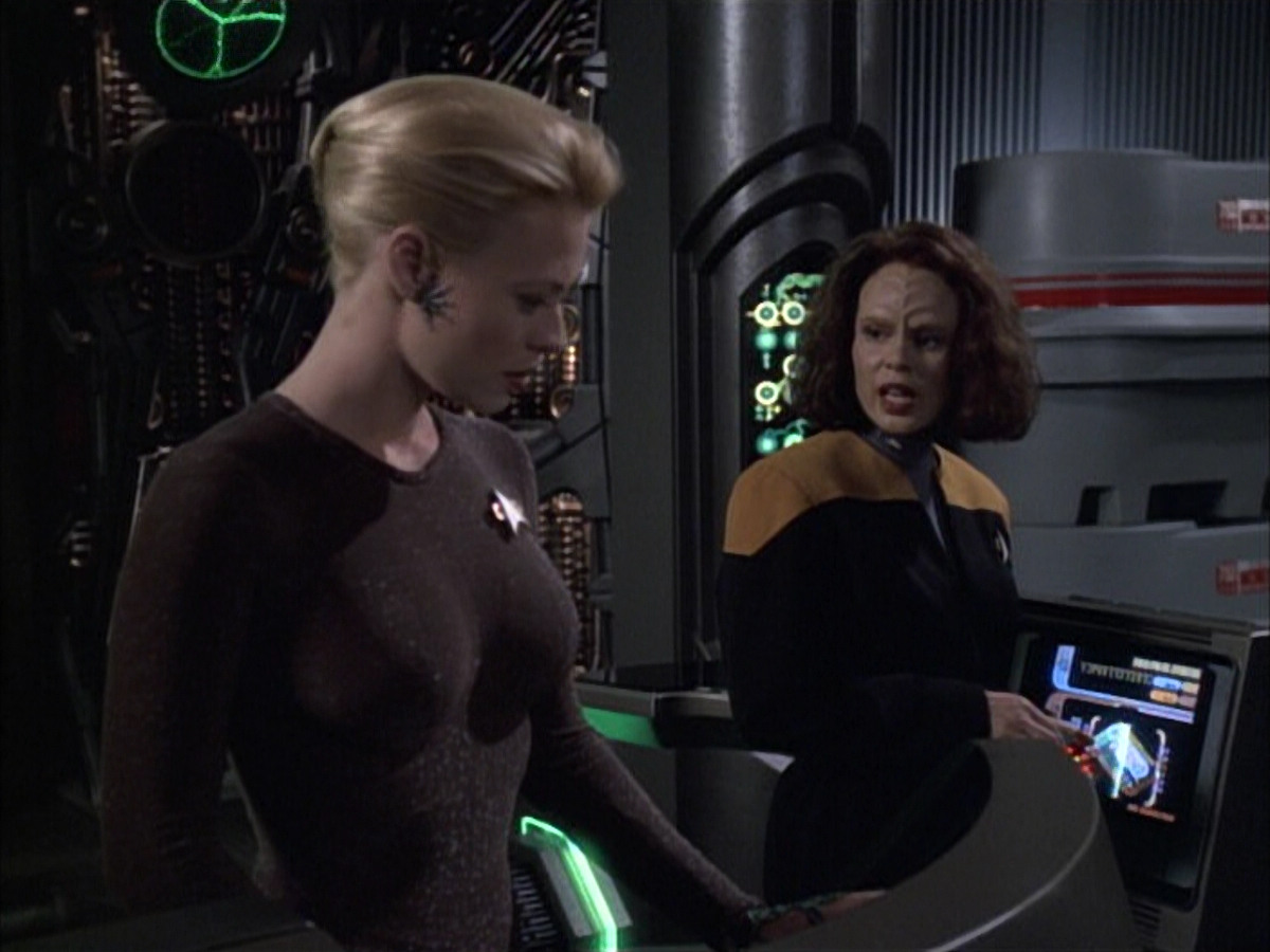 extant_StarTrek_VOY_6x02-SurvivalInstinct_00841.jpg