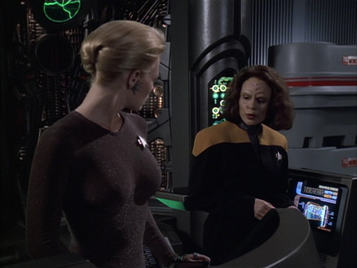 extant_StarTrek_VOY_6x02-SurvivalInstinct_00845.jpg