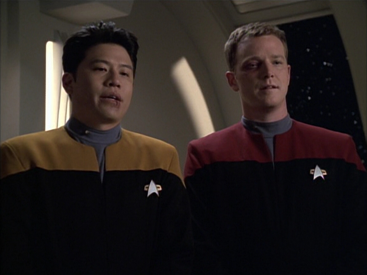 extant_StarTrek_VOY_6x02-SurvivalInstinct_01980.jpg