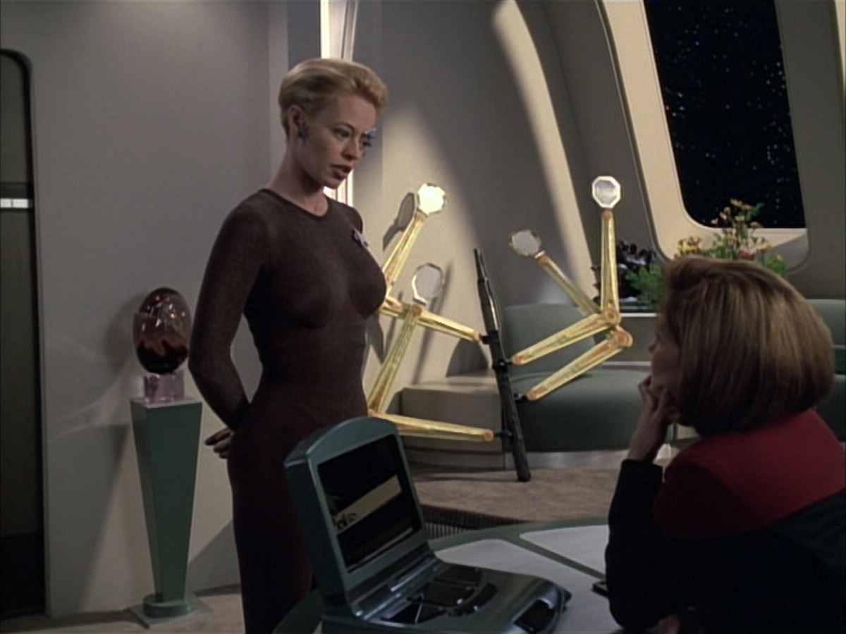extant_StarTrek_VOY_6x02-SurvivalInstinct_02101.jpg