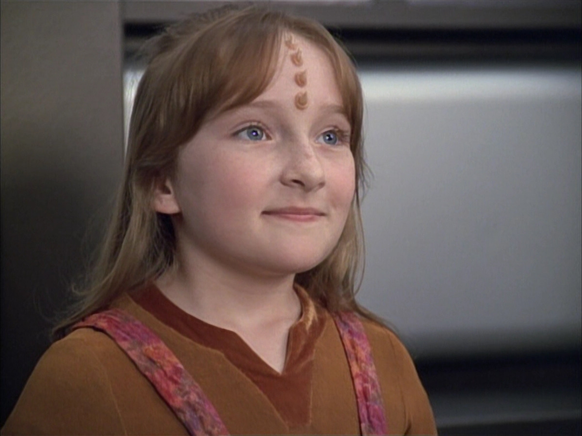 extant_StarTrek_VOY_6x02-SurvivalInstinct_02333.jpg