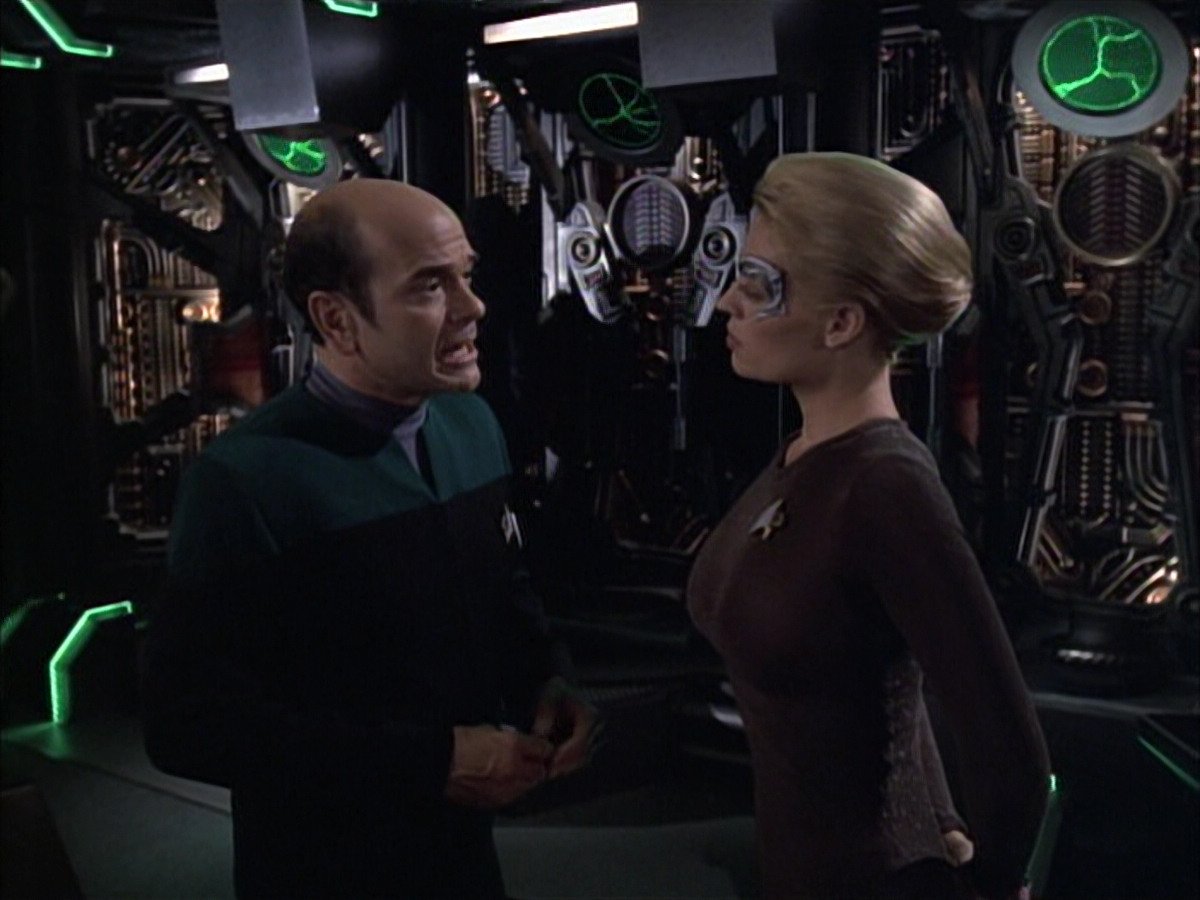 extant_StarTrek_VOY_6x02-SurvivalInstinct_02360.jpg