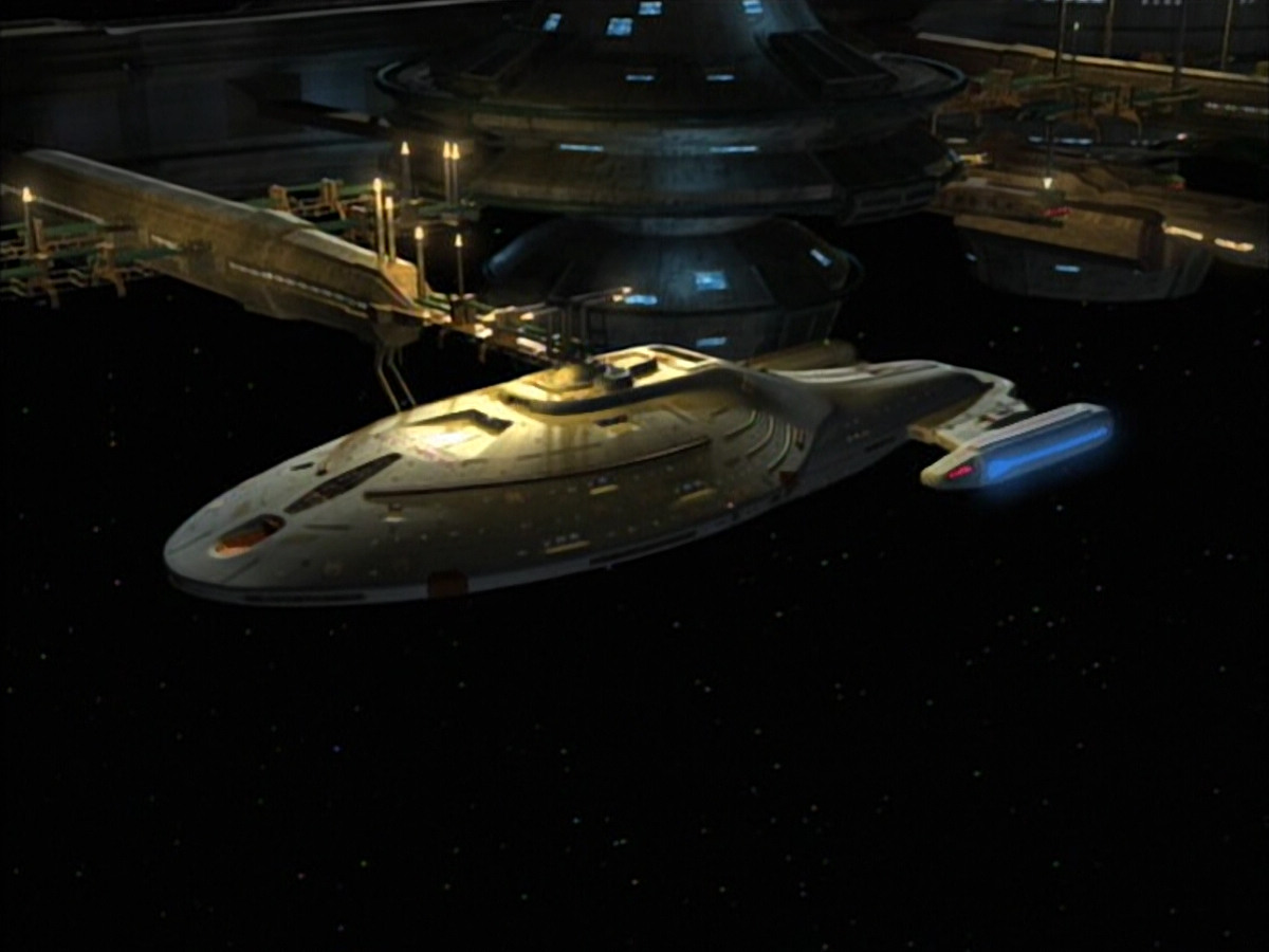 extant_StarTrek_VOY_6x02-SurvivalInstinct_02990.jpg