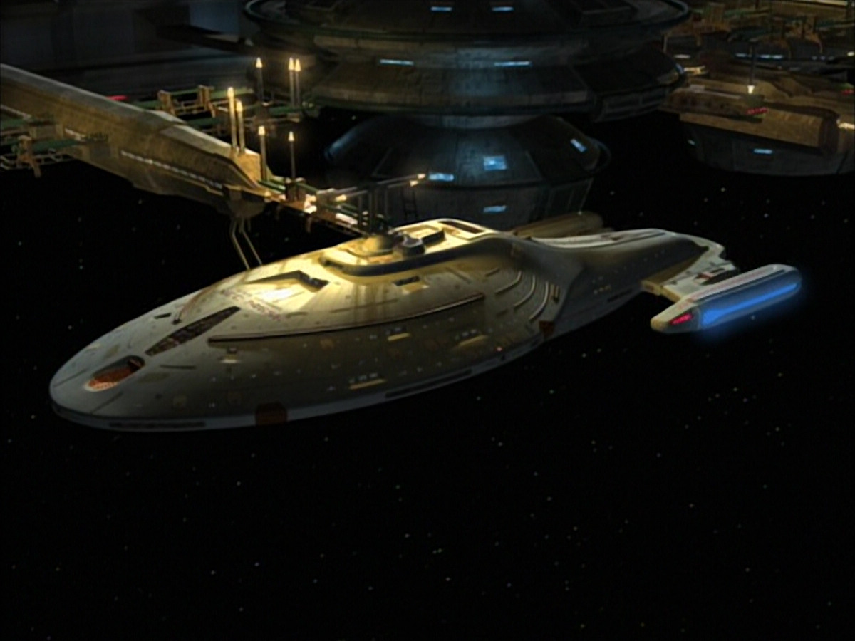 extant_StarTrek_VOY_6x02-SurvivalInstinct_02992.jpg