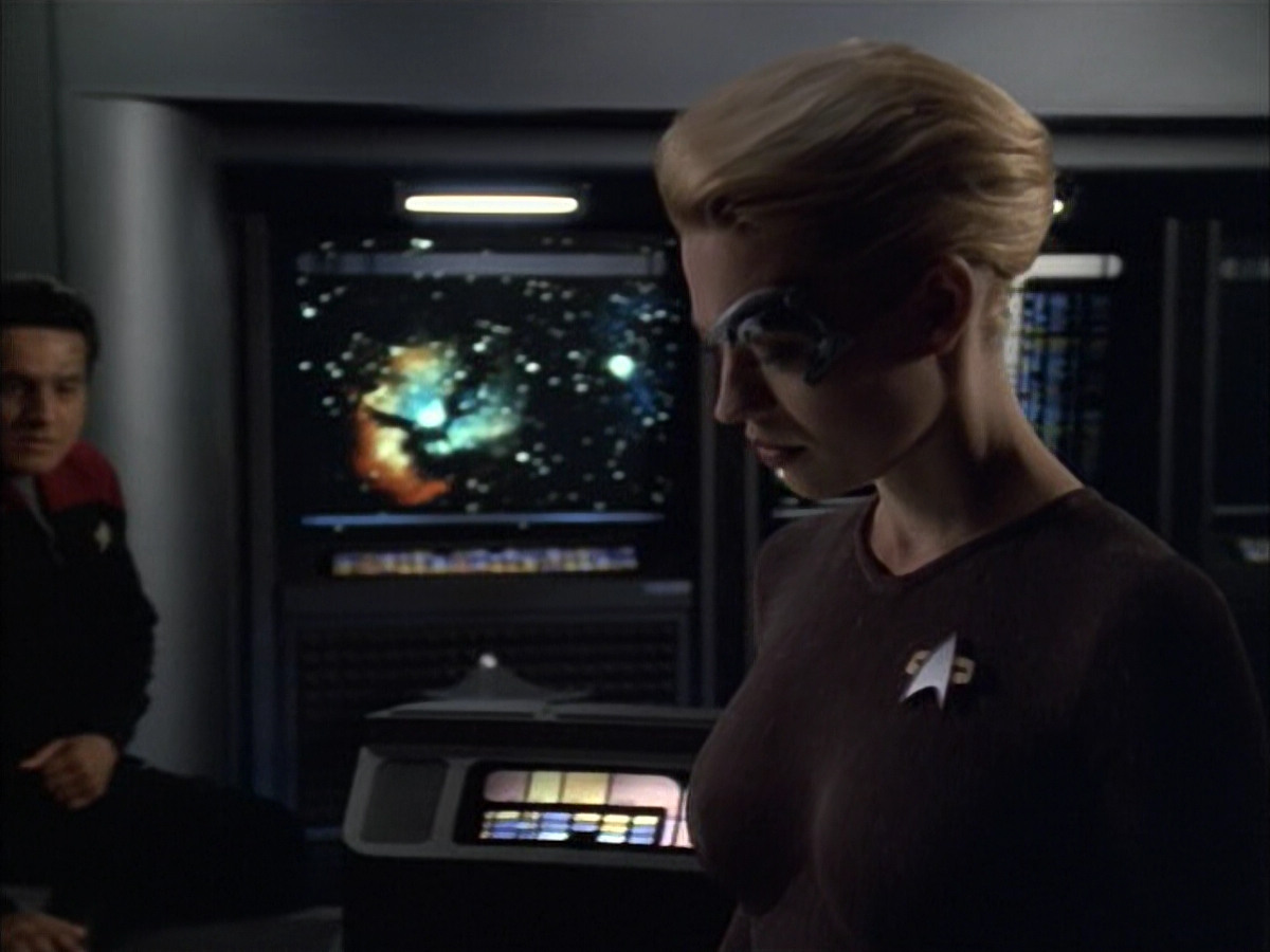 extant_StarTrek_VOY_6x02-SurvivalInstinct_02998.jpg