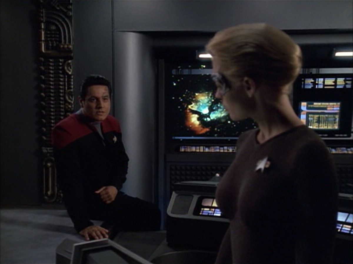 extant_StarTrek_VOY_6x02-SurvivalInstinct_03001.jpg
