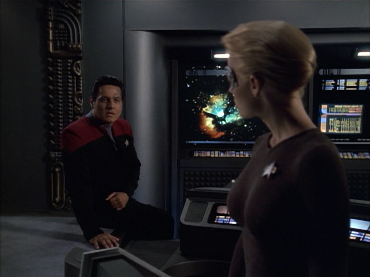 extant_StarTrek_VOY_6x02-SurvivalInstinct_03013.jpg