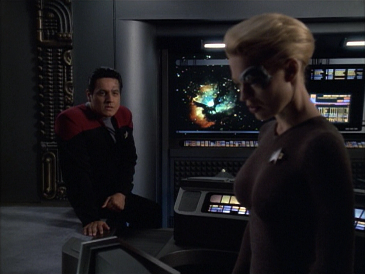 extant_StarTrek_VOY_6x02-SurvivalInstinct_03035.jpg