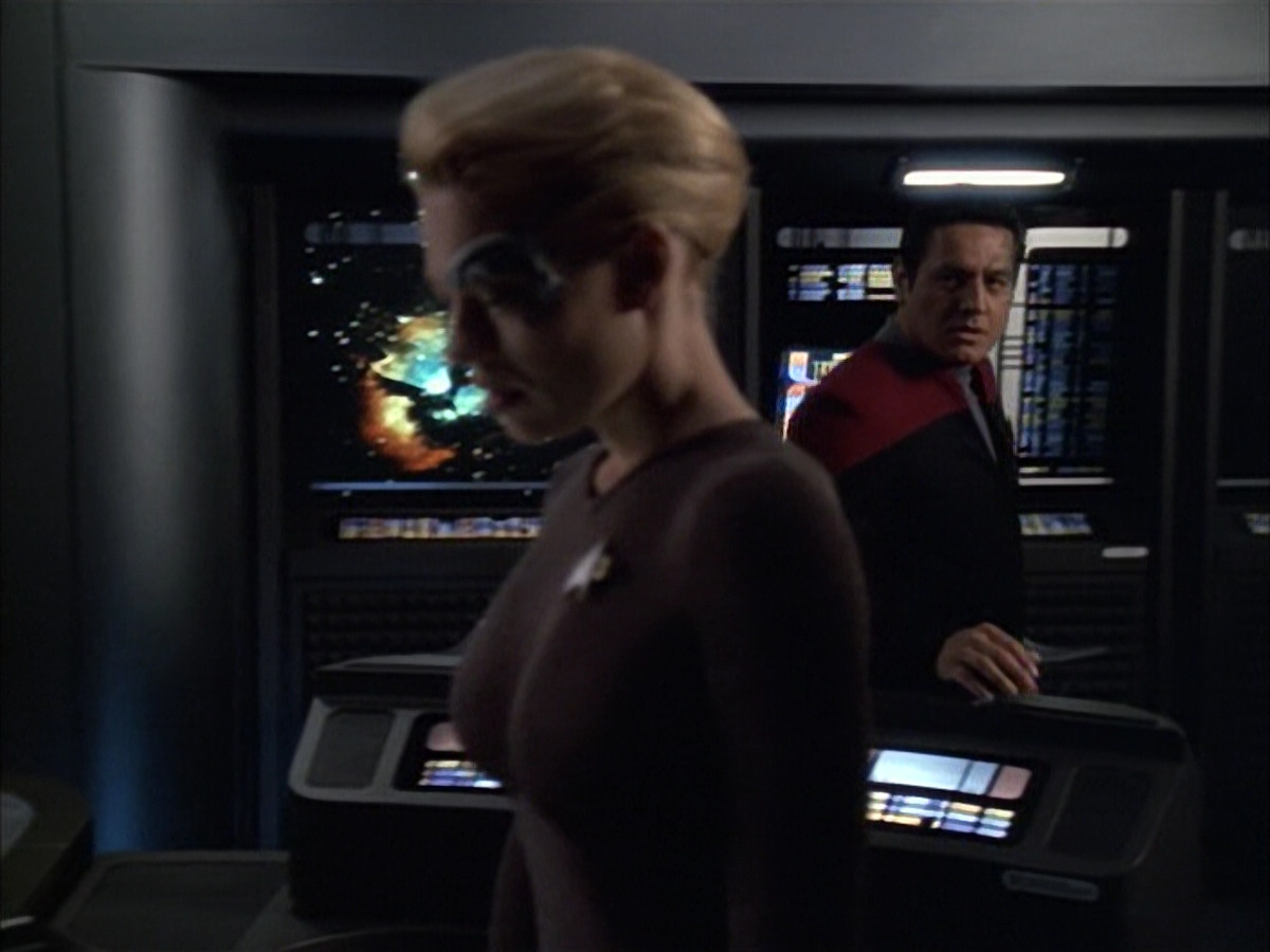 extant_StarTrek_VOY_6x02-SurvivalInstinct_03040.jpg
